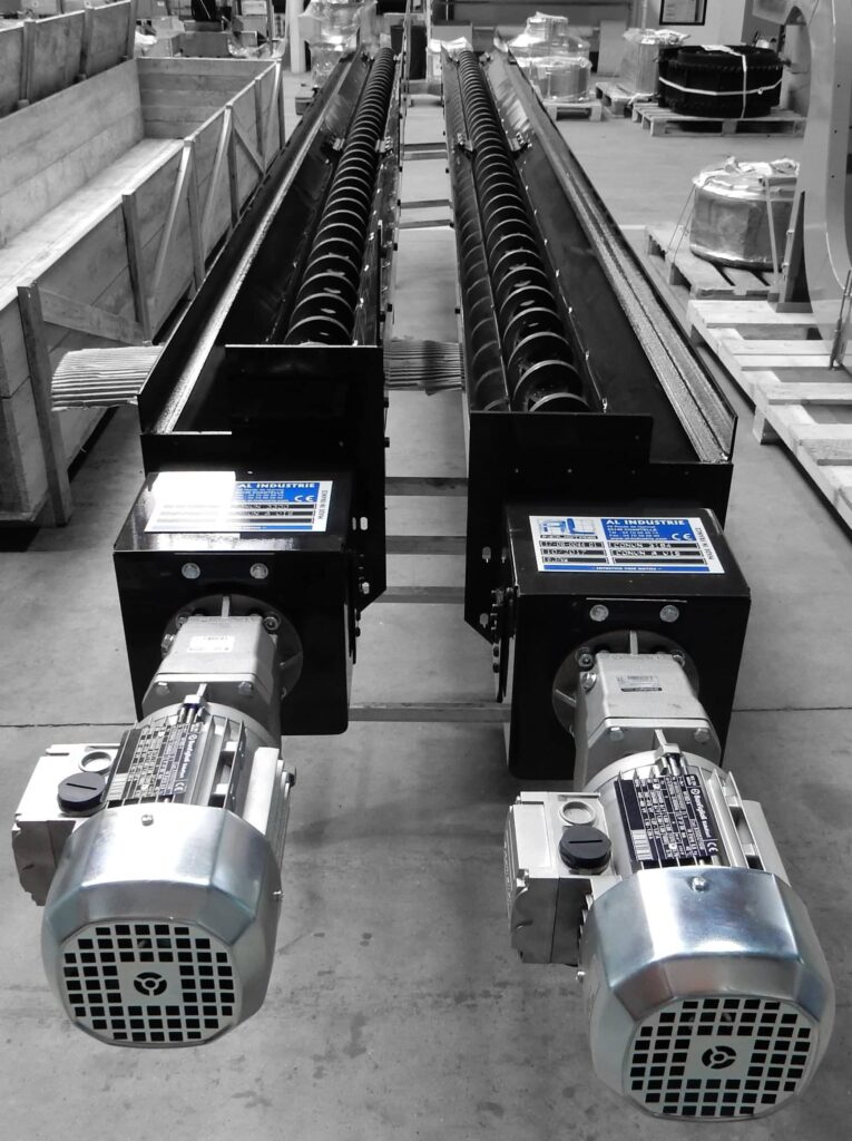 Convoyeur avec vis sans ame